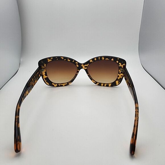 Tahari Tortoiseshell Sunglasses main image 7